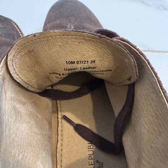 Banana Republic - Brown leather boot - size 10 - Picture 5 of 5